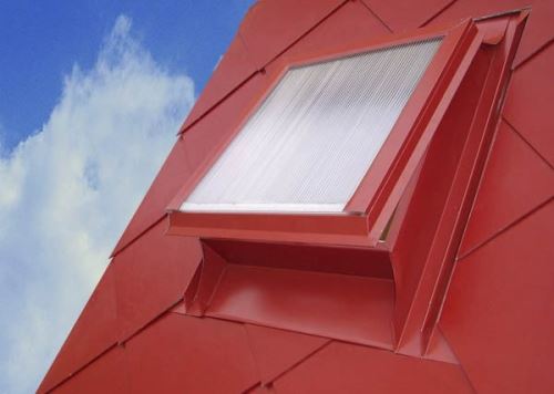 Алуминиев покривен мансарден покрив с макролон, 600 x 600, червен